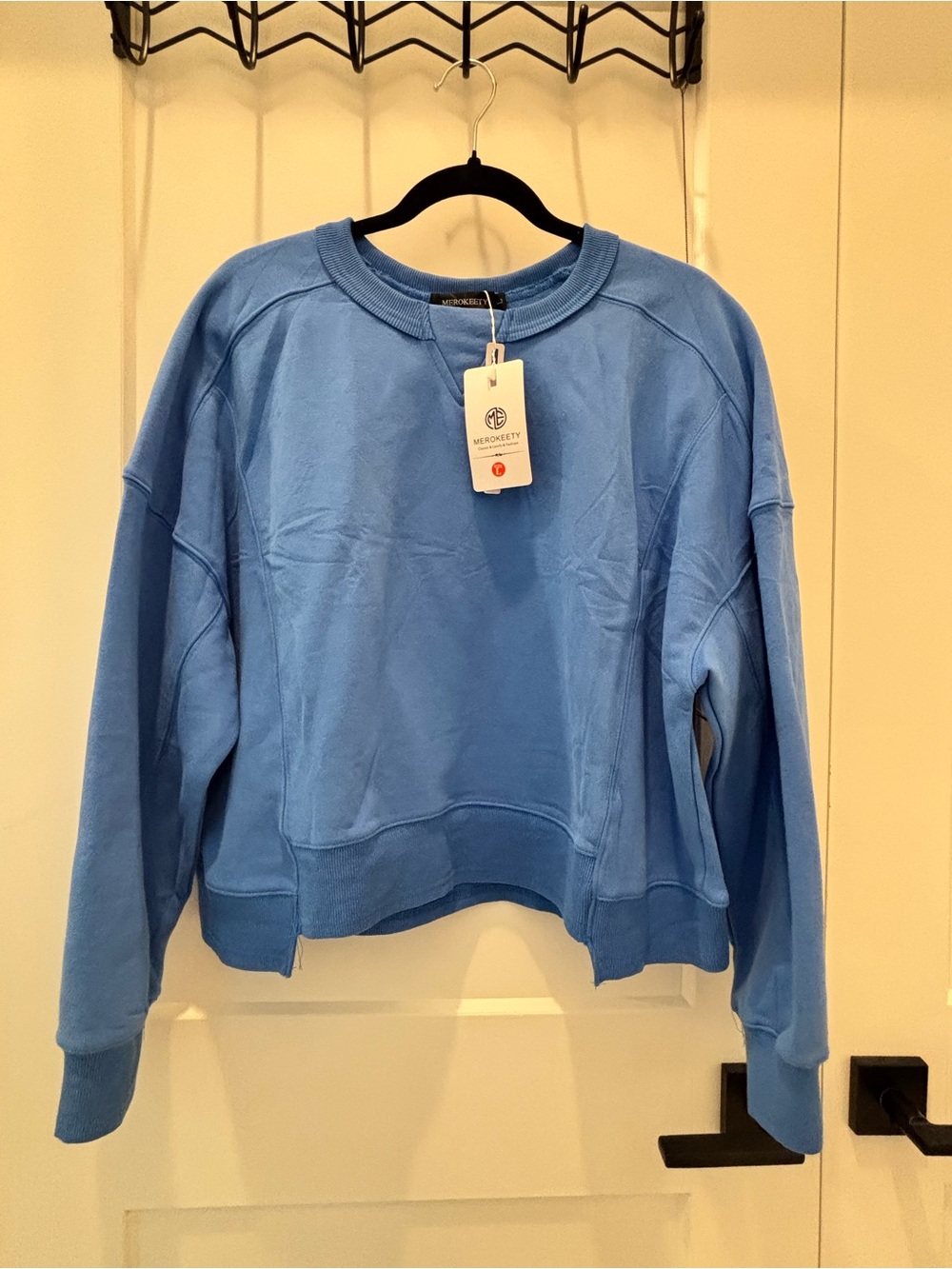 Blue Cropped Pullover Crewneck Sweatshirt